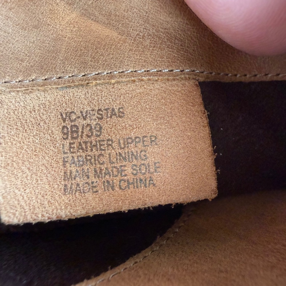 Vince Camuto Vestas Tan Leather Red Lace Up Ankle Boots 9B - Picture 12 of 16